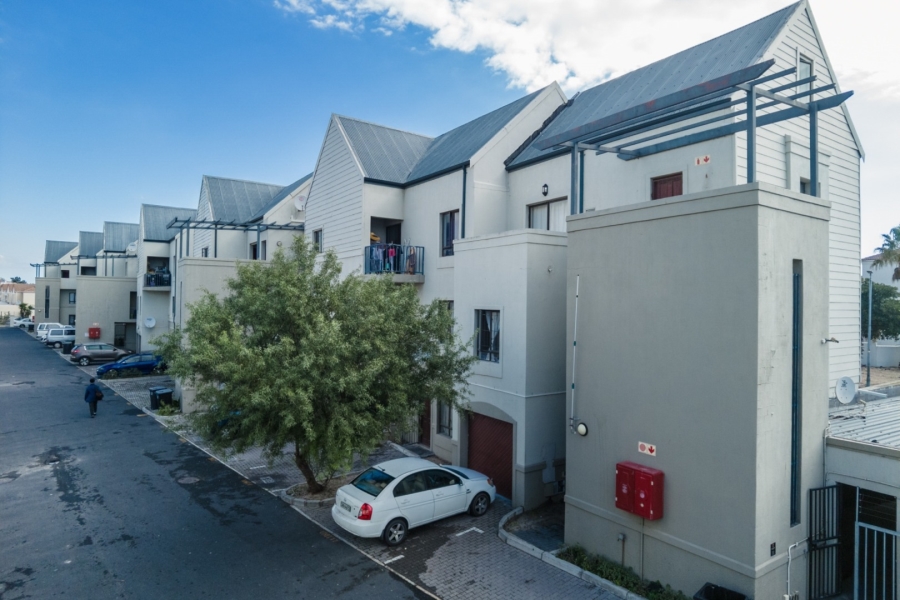 3 Bedroom Property for Sale in Parklands Western Cape